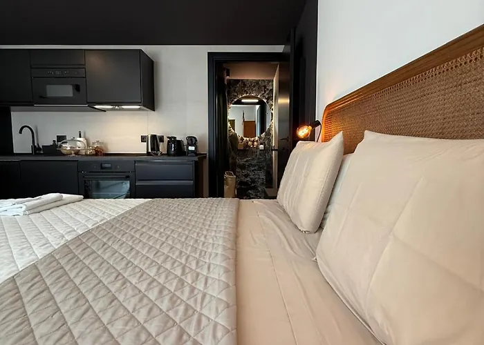 Bed & Breakfast Memento 4*